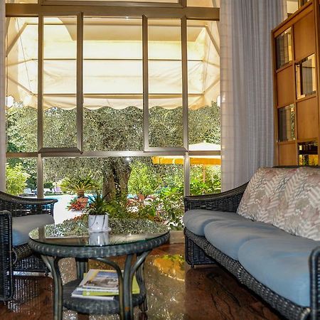 Hotel Continental Garda  Ngoại thất bức ảnh